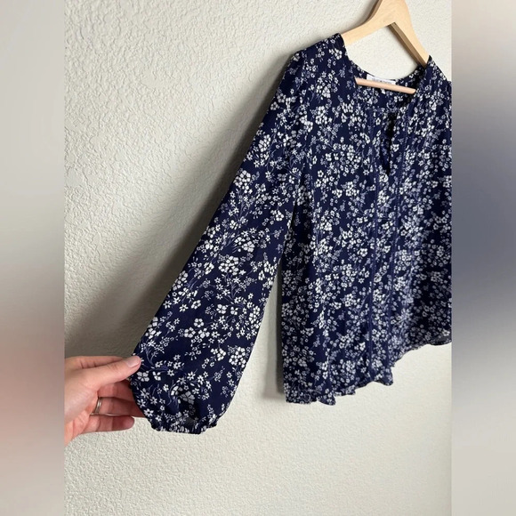 Collective Concepts Blue Floral Long Sleeve Flowy Top Size Small - Picture 4 of 12